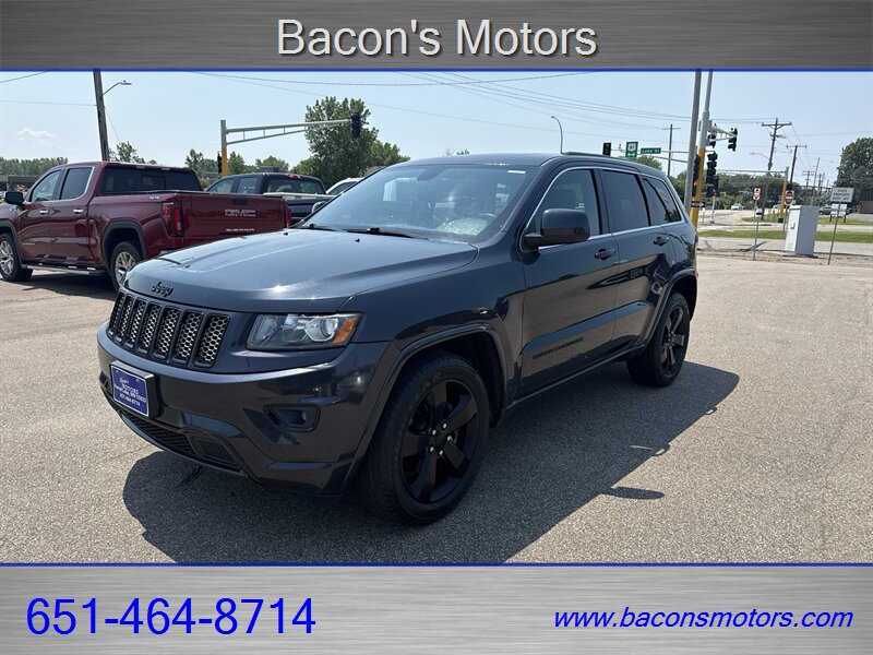 2015 Jeep Grand Cherokee Altitude   - Photo 1 - Forest Lake, MN 55025