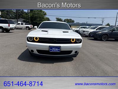 2020 Dodge Challenger SXT - Photo 2 - Forest Lake, MN 55025