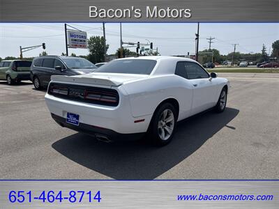 2020 Dodge Challenger SXT - Photo 5 - Forest Lake, MN 55025