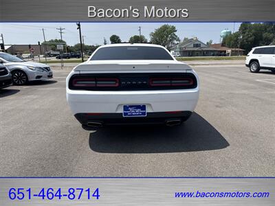2020 Dodge Challenger SXT - Photo 6 - Forest Lake, MN 55025