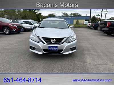 2018 Nissan Altima 2.5 S - Photo 2 - Forest Lake, MN 55025