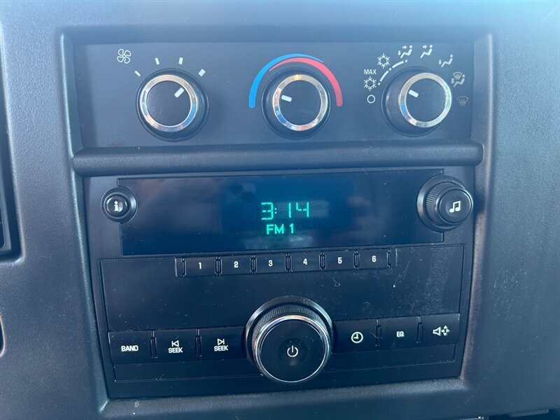 2012 Chevrolet Express 1500 Cargo photo 6