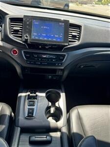 2022 Honda Ridgeline RTL  AWD - Photo 18 - Mesa, AZ 85201