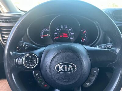 2015 Kia Soul  6M - Photo 10 - Mesa, AZ 85201