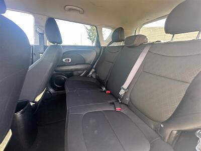 2015 Kia Soul  6M - Photo 13 - Mesa, AZ 85201