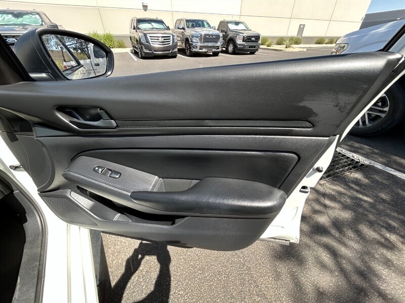 2024 Nissan Altima 2.5 S - Photo 19 - Mesa, AZ 85201