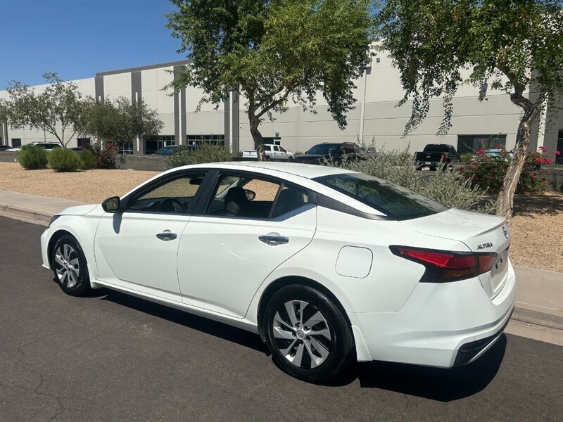 2024 Nissan Altima 2.5 S - Photo 3 - Mesa, AZ 85201