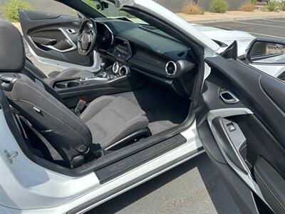 2023 Chevrolet Camaro SS  Convertible - Photo 43 - Mesa, AZ 85201