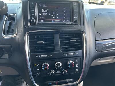 2018 Dodge Grand Caravan SE   - Photo 9 - Mesa, AZ 85201