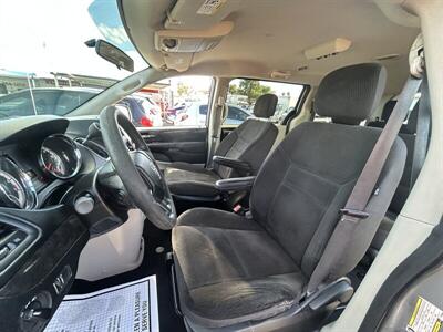 2018 Dodge Grand Caravan SE   - Photo 4 - Mesa, AZ 85201