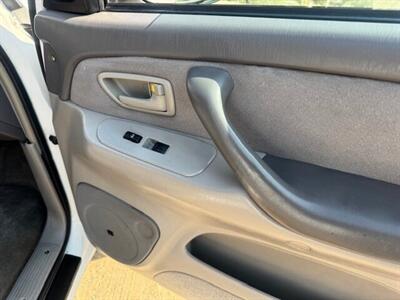 2004 Toyota Tundra Limited  crew cab 4X4 - Photo 17 - Prescott, AZ 86301
