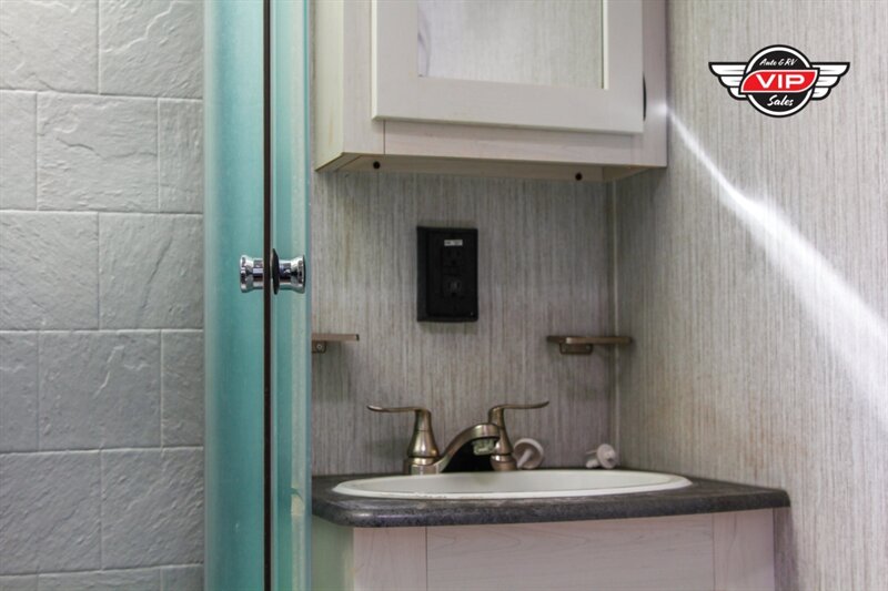 2021 PUMA 32MBDS TRAVEL TRAILER - Photo 15 - Prescott, AZ 86301