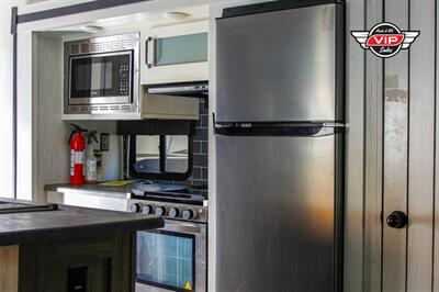 2021 PUMA 32MBDS TRAVEL TRAILER - Photo 7 - Prescott, AZ 86301