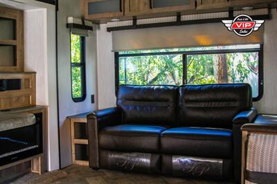 2021 PUMA 32MBDS TRAVEL TRAILER - Photo 5 - Prescott, AZ 86301
