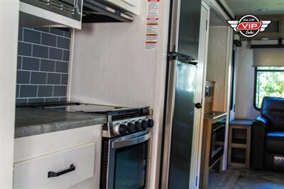 2021 PUMA 32MBDS TRAVEL TRAILER - Photo 29 - Prescott, AZ 86301