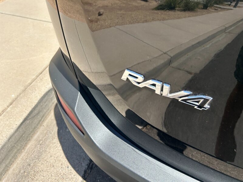 2013 Toyota RAV4 Limited AWD - Photo 7 - Mesa, AZ 85201