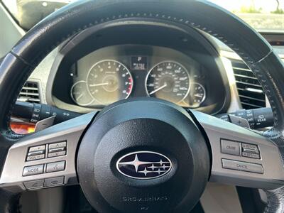 2011 Subaru Outback 2.5i Limited - Photo 11 - Mesa, AZ 85201