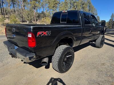 2014 Ford F-250 Lariat  lifted - Photo 2 - Prescott, AZ 86301