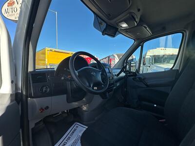 2014 Freightliner 3500 3500  Box Van - Photo 41 - Mesa, AZ 85201