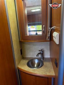 2007 Dodge Sprinter Winnebago View 23J - Photo 17 - Prescott, AZ 86301