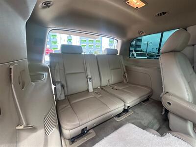 2014 Cadillac Escalade Luxury AWD - Photo 15 - Mesa, AZ 85201