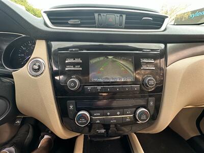 2016 Nissan Rogue SV FWD - Photo 15 - Mesa, AZ 85201