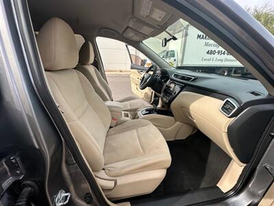 2016 Nissan Rogue SV FWD - Photo 12 - Mesa, AZ 85201