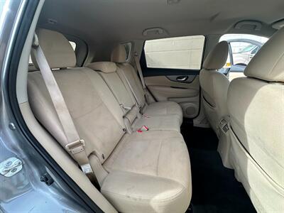 2016 Nissan Rogue SV FWD - Photo 11 - Mesa, AZ 85201
