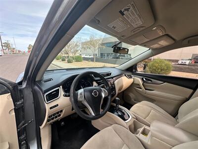 2016 Nissan Rogue SV FWD - Photo 8 - Mesa, AZ 85201