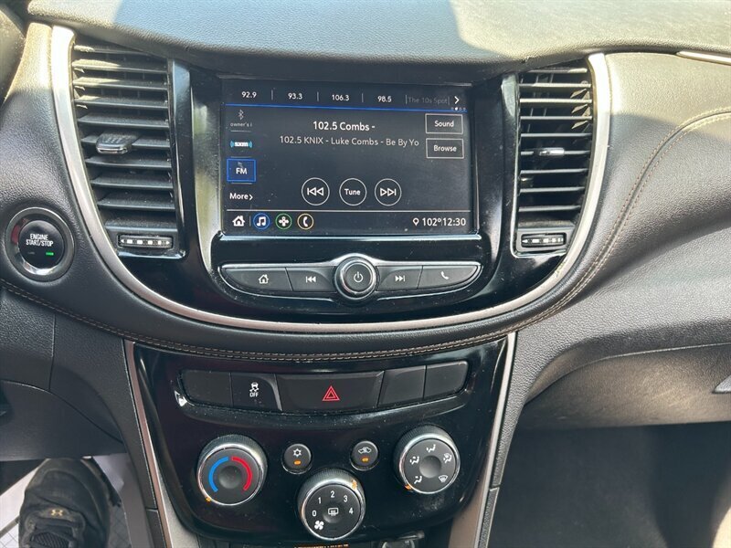 2019 Chevrolet Trax LT - Photo 11 - Mesa, AZ 85201