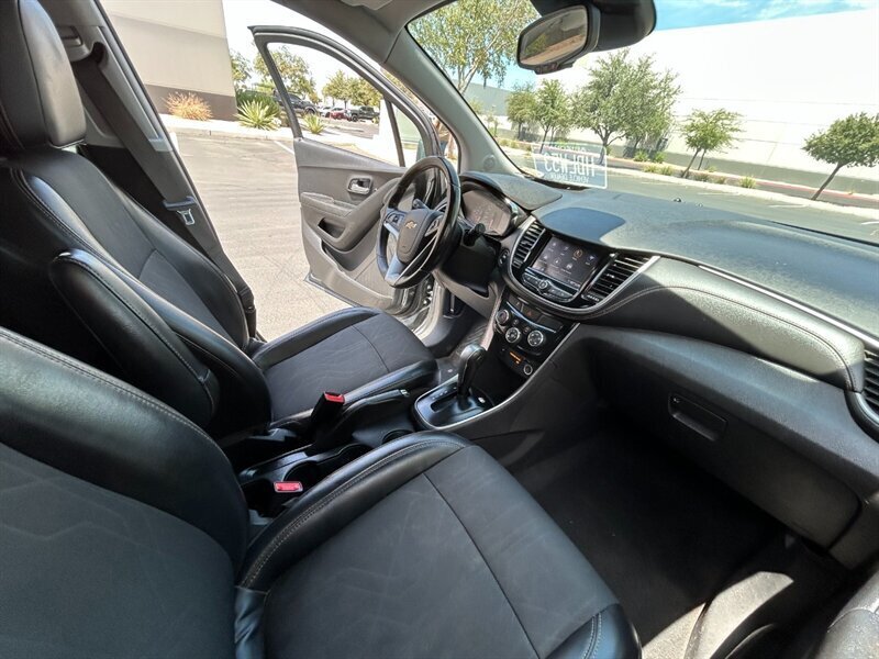 2019 Chevrolet Trax LT - Photo 17 - Mesa, AZ 85201