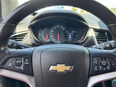 2019 Chevrolet Trax LT - Photo 14 - Mesa, AZ 85201