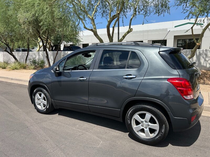 2019 Chevrolet Trax LT - Photo 24 - Mesa, AZ 85201