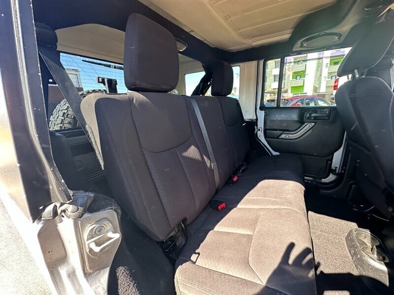 2013 Jeep Wrangler Sport 6M - Photo 12 - Mesa, AZ 85201