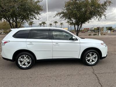 2015 Mitsubishi Outlander SE   - Photo 13 - Mesa, AZ 85201