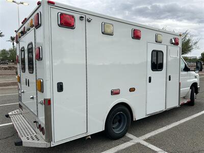 2014 Ford E-350 SD Ambulance - Photo 2 - Mesa, AZ 85201