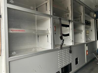 2014 Ford E-350 SD Ambulance - Photo 11 - Mesa, AZ 85201