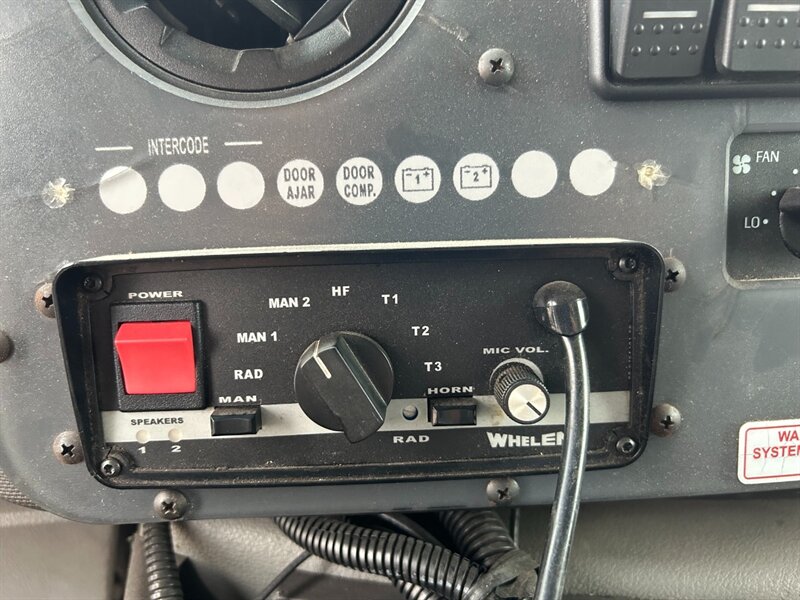 2014 Ford E-350 SD Ambulance - Photo 14 - Mesa, AZ 85201