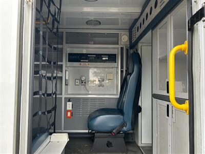 2014 Ford E-350 SD Ambulance - Photo 9 - Mesa, AZ 85201