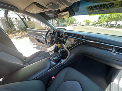 2018 Toyota Camry LE   - Photo 17 - Mesa, AZ 85201