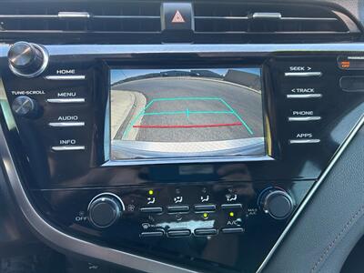 2018 Toyota Camry LE   - Photo 12 - Mesa, AZ 85201