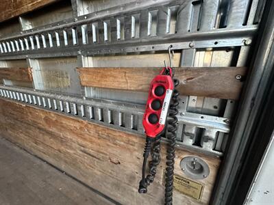 2009 ISUZU NPR   - Photo 14 - Mesa, AZ 85201