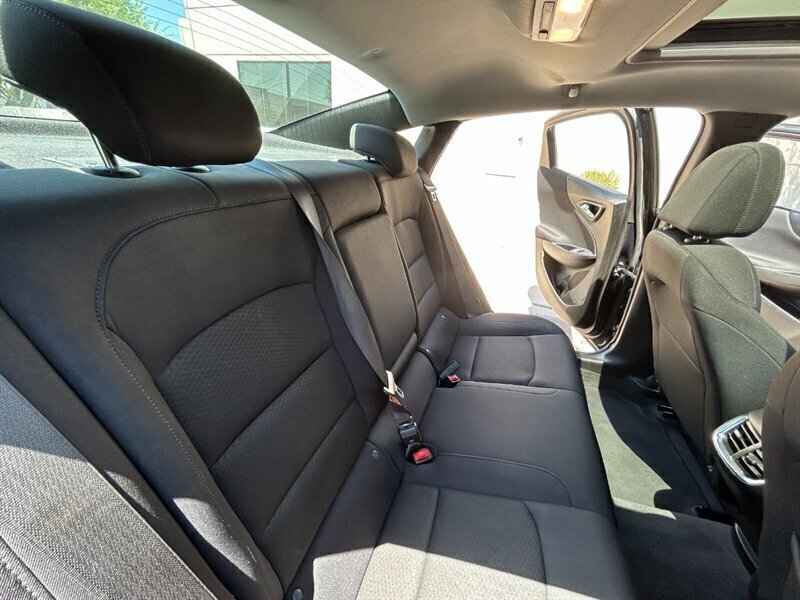 2023 Chevrolet Malibu LT - Photo 15 - Mesa, AZ 85201