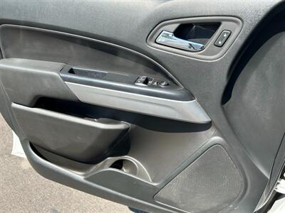 2022 Chevrolet Colorado LT   - Photo 9 - Mesa, AZ 85201