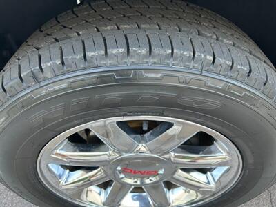 2009 GMC Sierra 1500 Denali AWD - Photo 8 - Mesa, AZ 85201