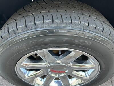 2009 GMC Sierra 1500 Denali AWD - Photo 8 - Mesa, AZ 85201