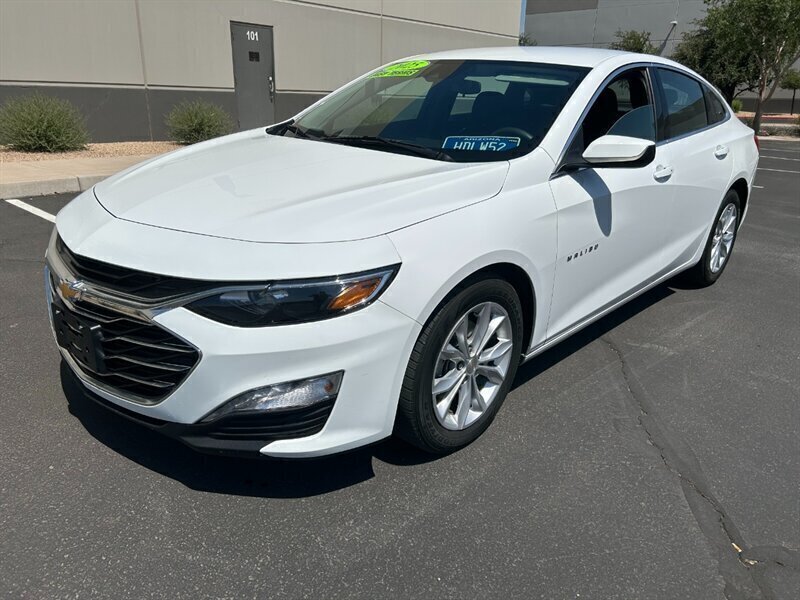 2025 Chevrolet Malibu LT   - Photo 1 - Prescott, AZ 86301