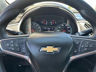 2025 Chevrolet Malibu LT - Photo 13 - Mesa, AZ 85201