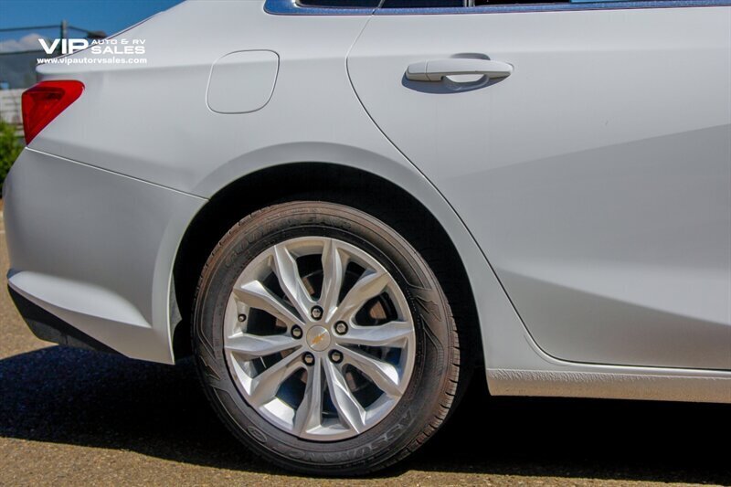 2025 Chevrolet Malibu LT - Photo 45 - Mesa, AZ 85201