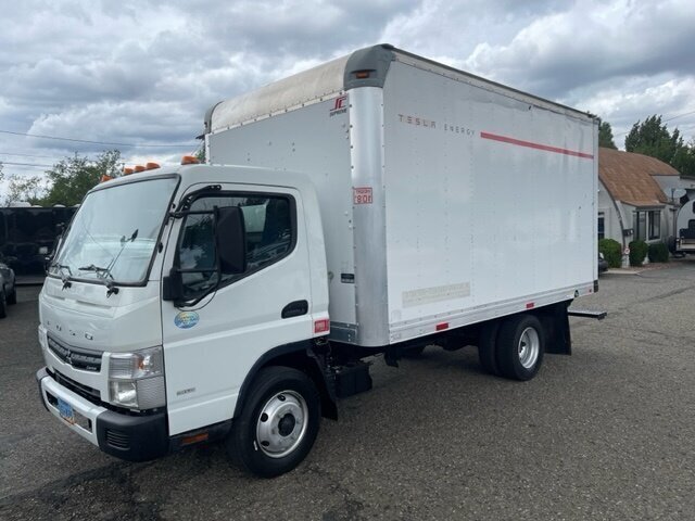 2014 Mitsubishi Fuso FE160 FE  BOX TRUCK - Photo 1 - Prescott, AZ 86301
